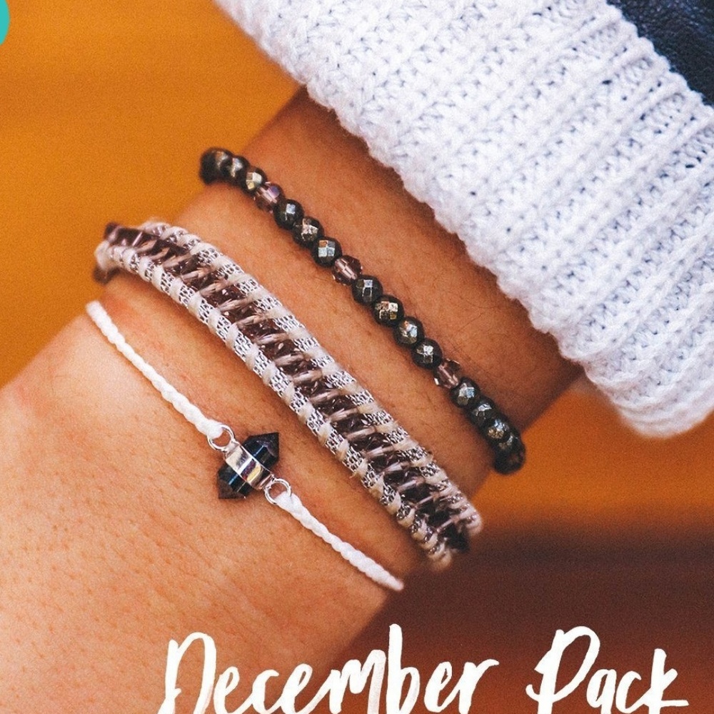 Pura Vida December 2018 bracelet pack